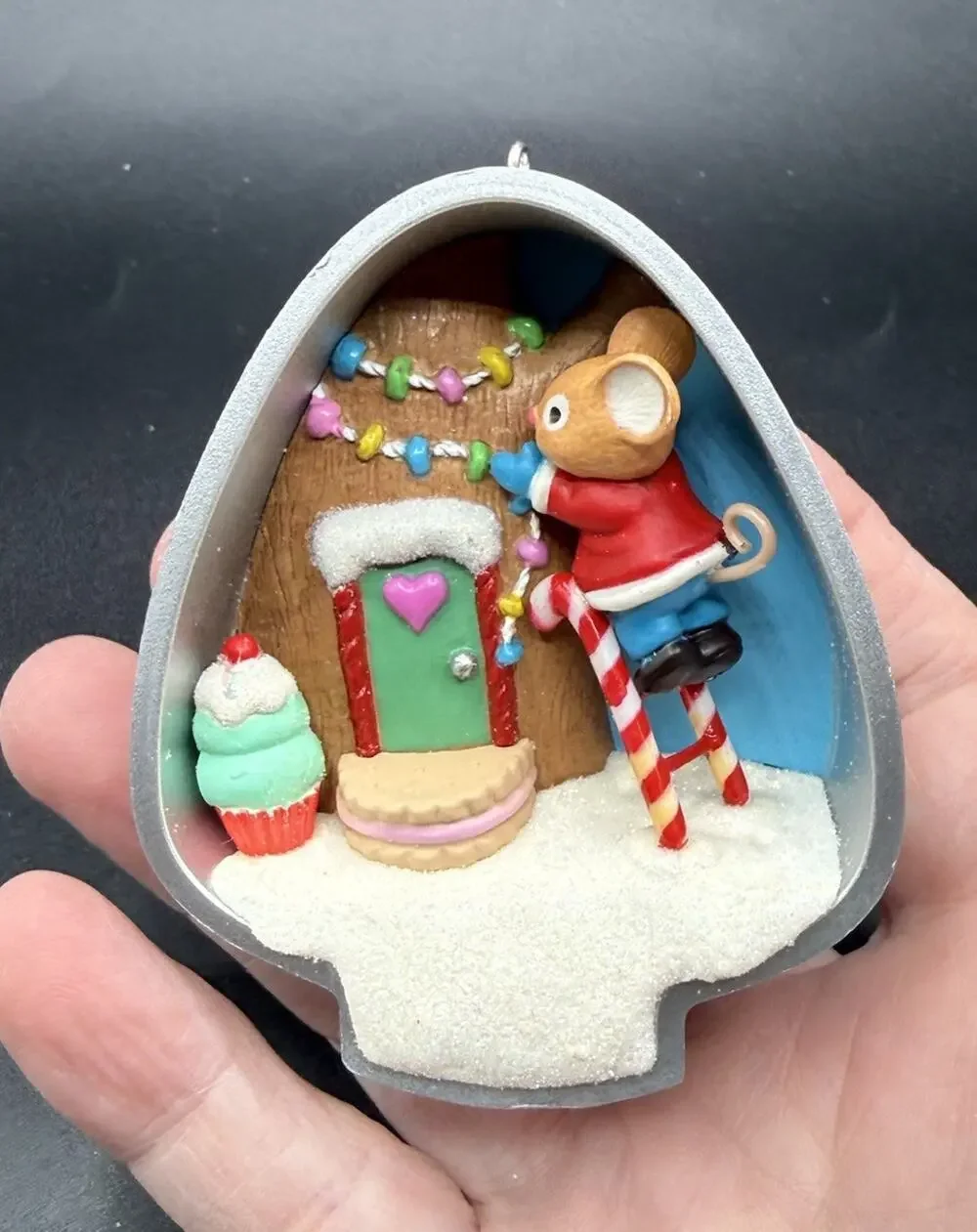 Hallmark Cookie Cutter Christmas #8 in Series Mouse Candy Cane EUC No Box -Lo16